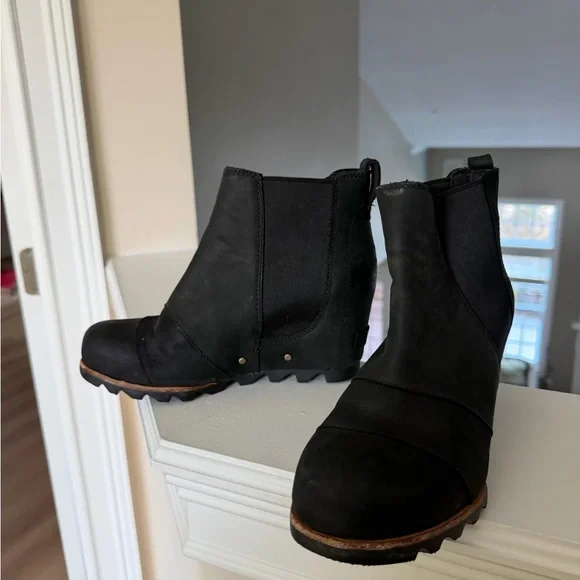 Sorel Wedge Booties - Picture 1 of 4